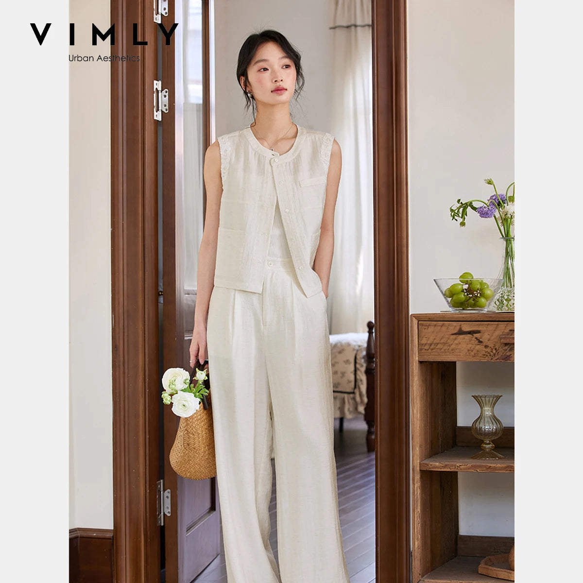Woman Summer Outfits 2026 Sleeveless Vest