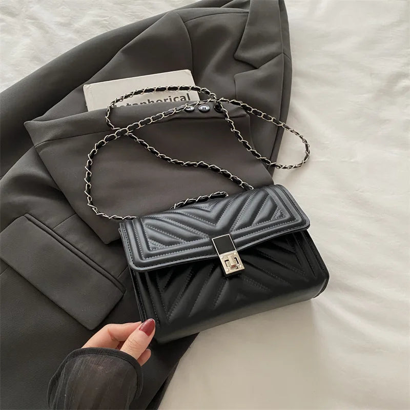 New Fashion Mini Quilted Embossed Chain Shoulder Bag for Women Simple Versatile Diagonal Crossbody Bag Square Handbag Female Bag