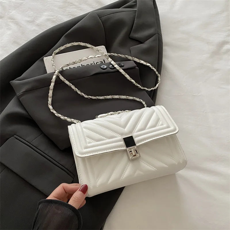 New Fashion Mini Quilted Embossed Chain Shoulder Bag for Women Simple Versatile Diagonal Crossbody Bag Square Handbag Female Bag