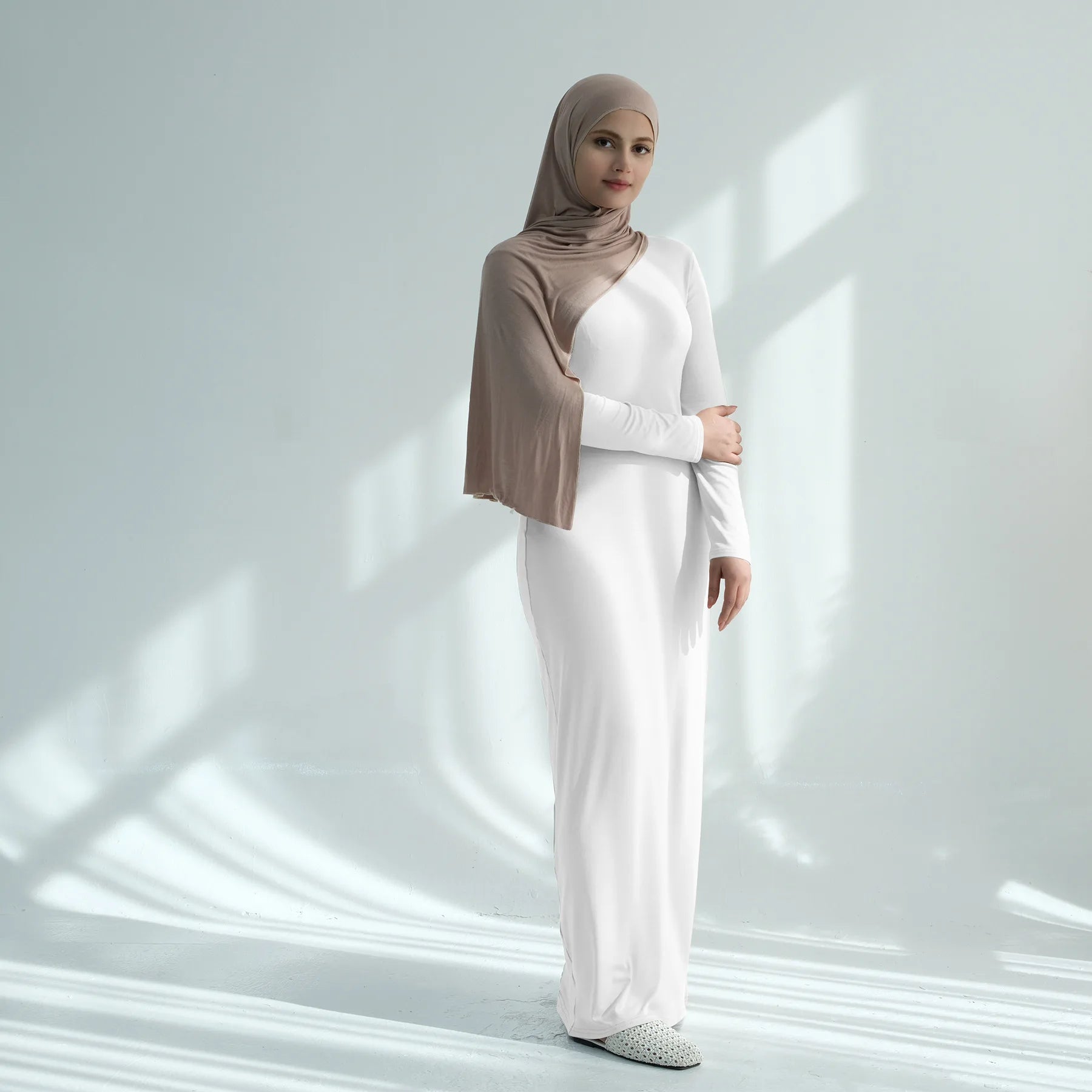 2025 Arabic Modal Muslim Women Modest Dress Eid Dubai Abaya Clothing Islam Party Kaftan Outfit Fashion Turkey Slim Solid Robe
