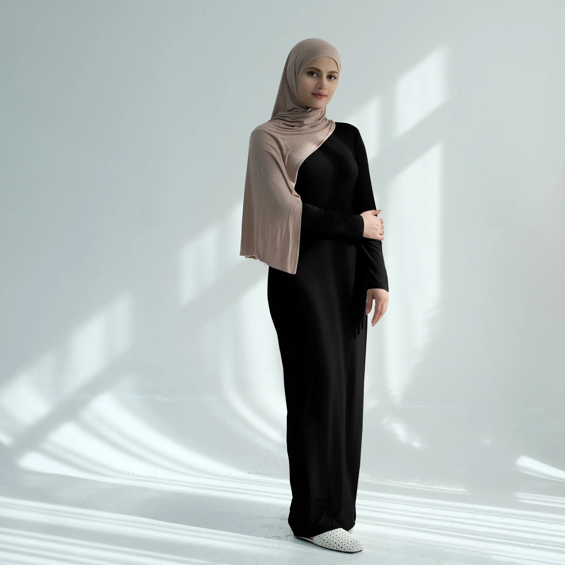 2025 Arabic Modal Muslim Women Modest Dress Eid Dubai Abaya Clothing Islam Party Kaftan Outfit Fashion Turkey Slim Solid Robe